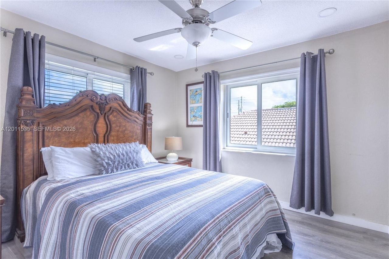 1660 NE 25th Ave, Pompano Beach, FL 33062 Photo