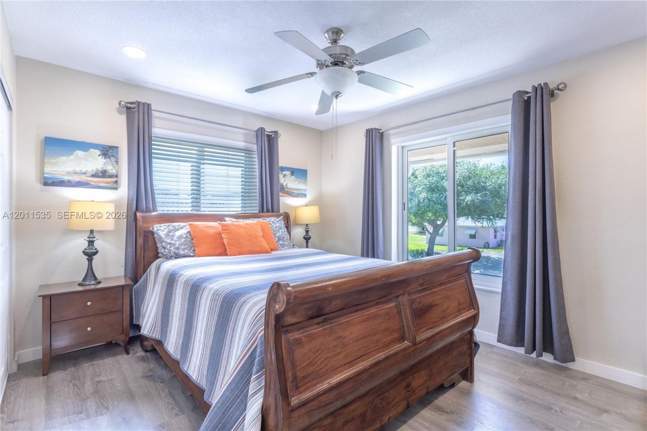 1660 NE 25th Ave, Pompano Beach, FL 33062 Photo