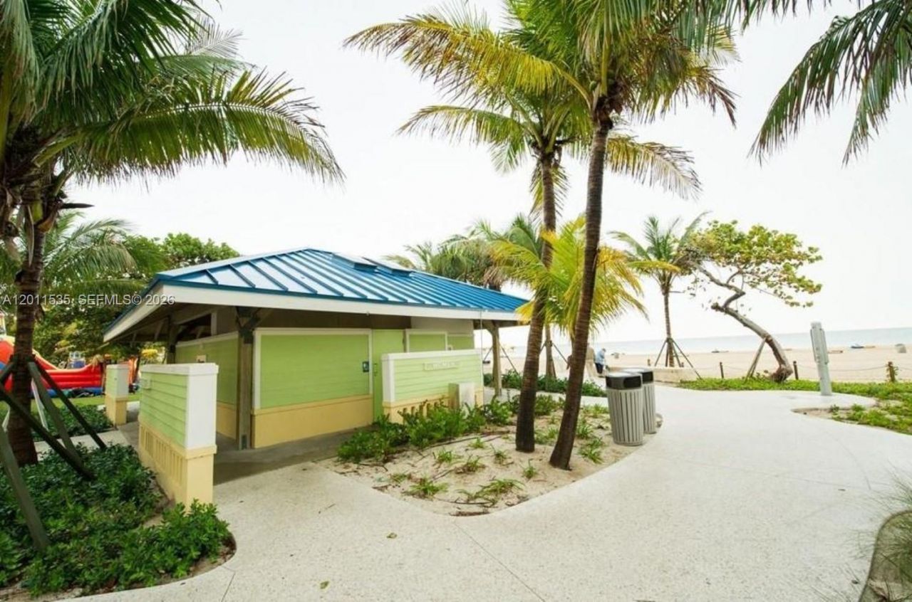 1660 NE 25th Ave, Pompano Beach, FL 33062 Photo