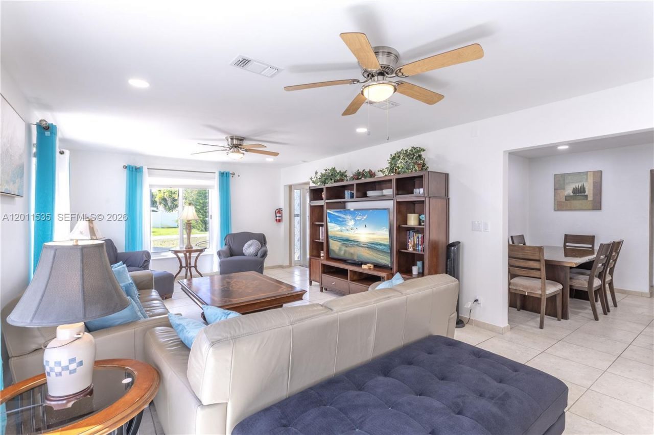 1660 NE 25th Ave, Pompano Beach, FL 33062 Photo