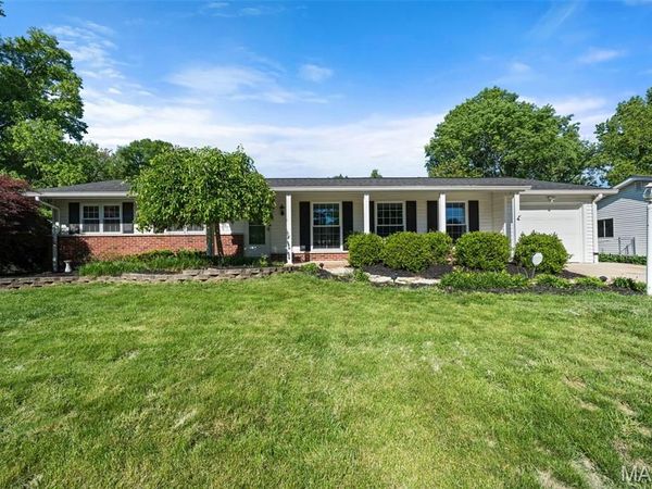 12664 Markaire Drive, St Louis, MO 63146