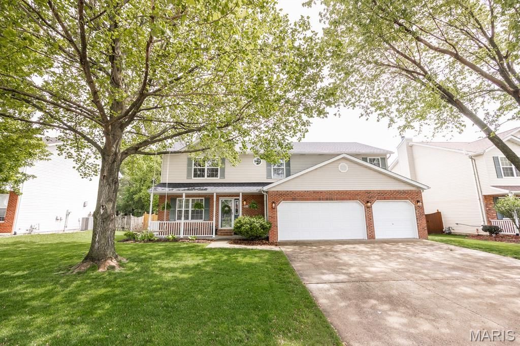 1208 Clarendon Drive, O Fallon, IL 62269 Main Photo