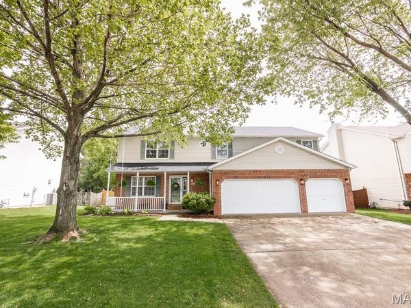 1208 Clarendon Drive, O'Fallon, IL 62269