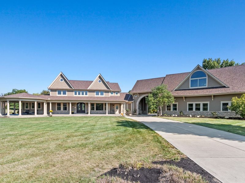 2424 Royal Castle Way, Union, KY 41091 Photo 2