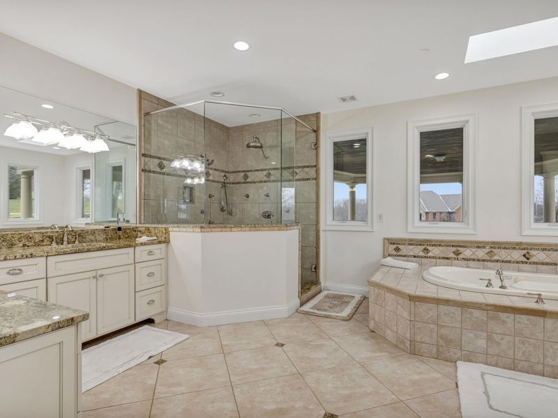 2424 Royal Castle Way, Union, KY 41091 Photo 23