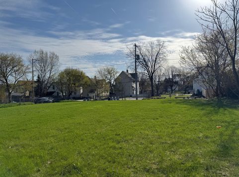 Main Photo
