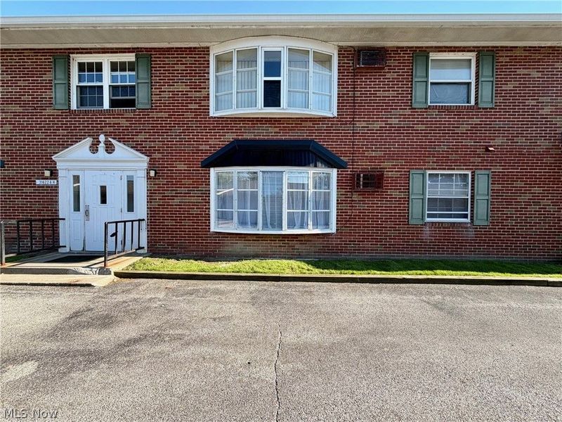 31622 N Marginal Drive , Unit B-105, Willowick, OH 44095 Photo 17