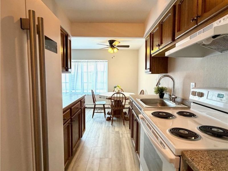 31622 N Marginal Drive , Unit B-105, Willowick, OH 44095 Photo 4