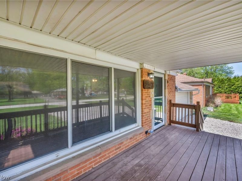 2124 Eaton Drive , Avon, OH 44011 Photo 4