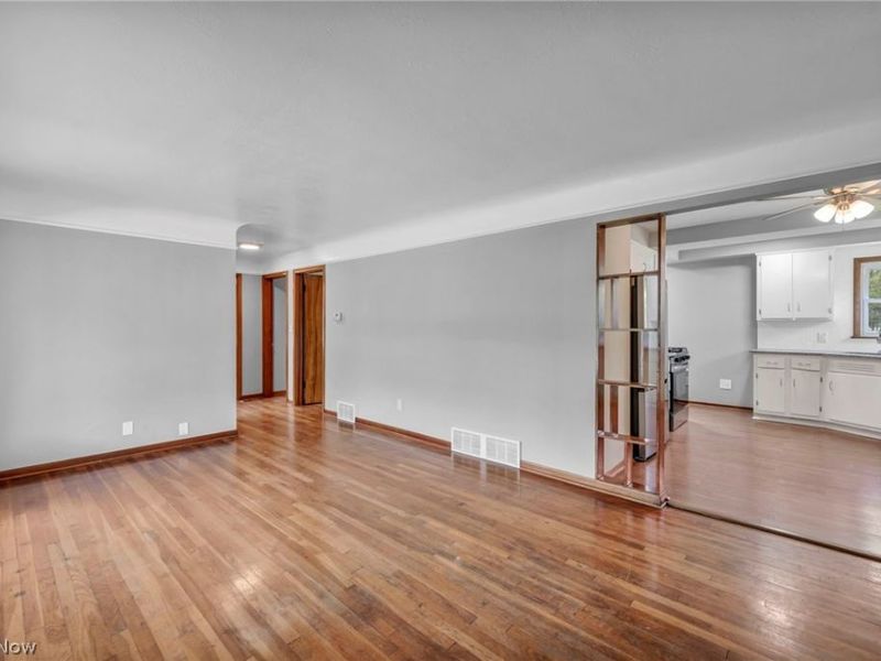 2124 Eaton Drive , Avon, OH 44011 Photo 8