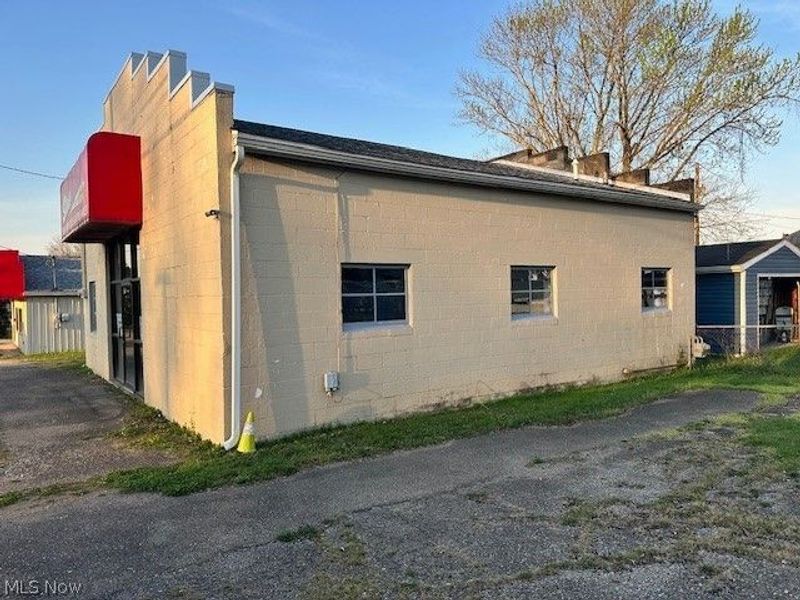 711 Pine Street, Zanesville, OH 43701 Photo 4