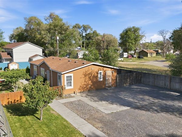 1827 W Bemis Street , Moses Lake, WA 98837