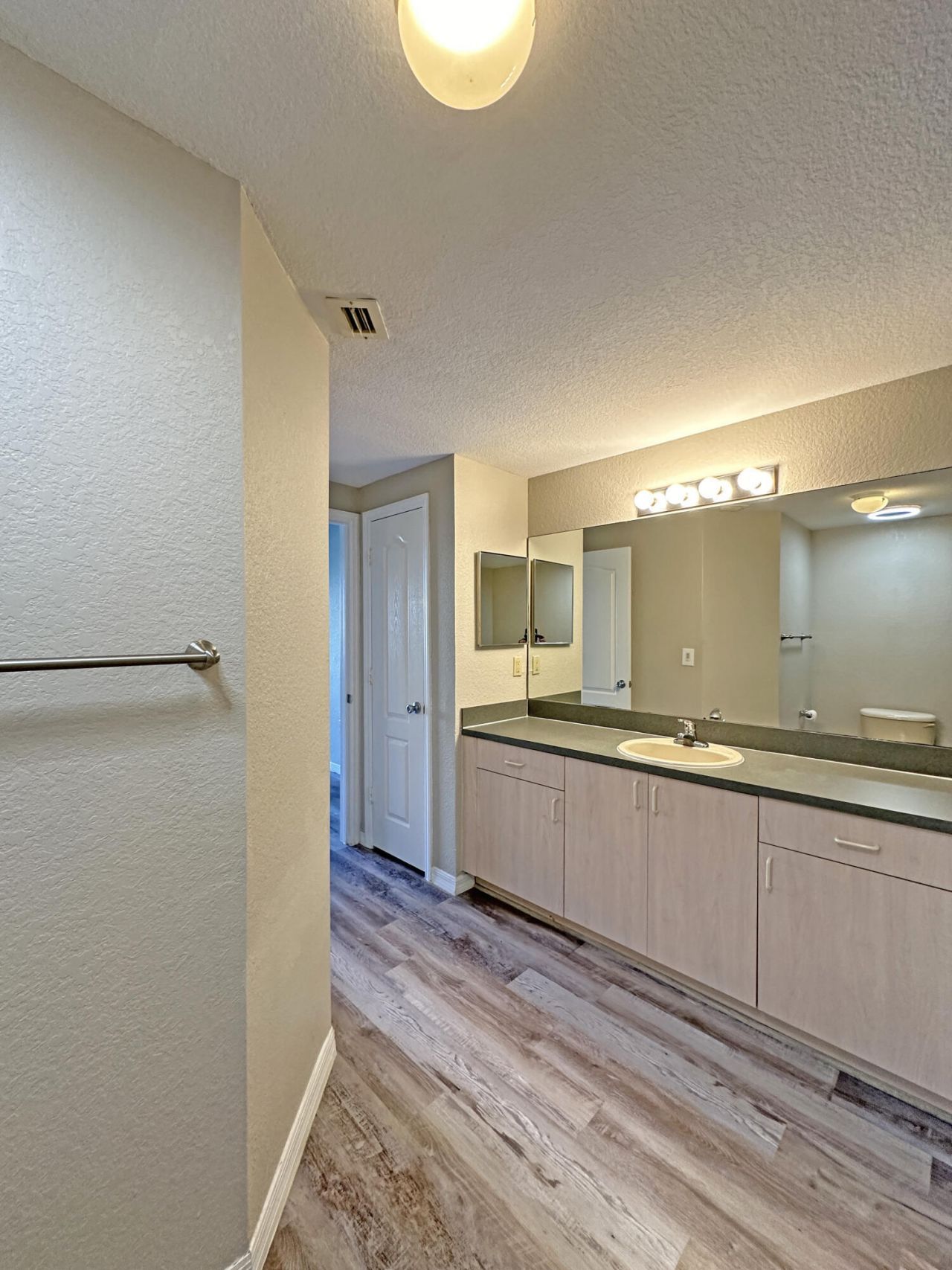 128 SW Peacock Boulevard, Unit 103, Port Saint Lucie, FL 34986 Photo