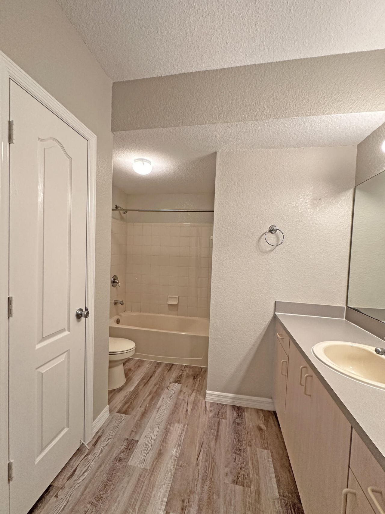 128 SW Peacock Boulevard, Unit 103, Port Saint Lucie, FL 34986 Photo