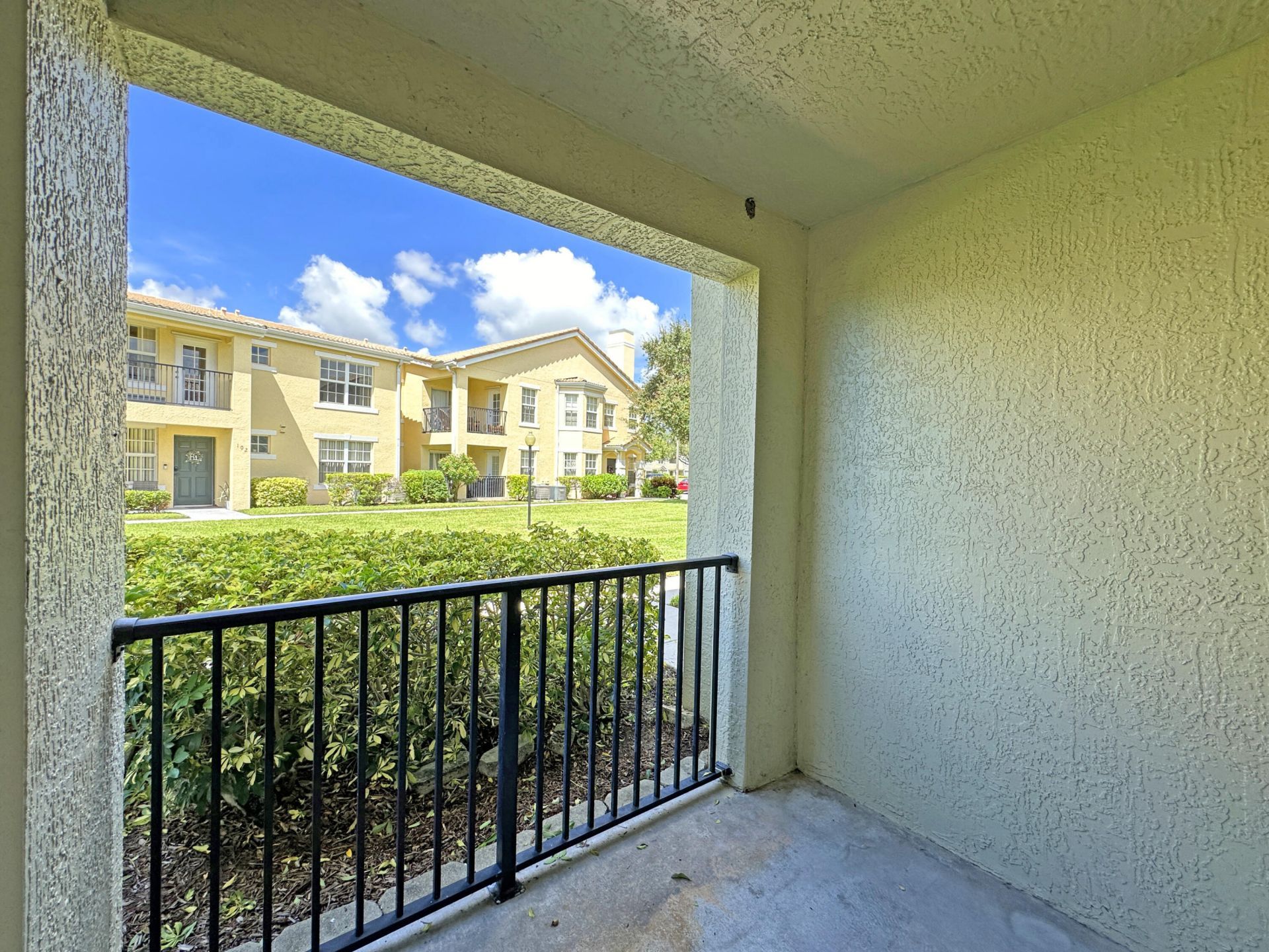 128 SW Peacock Boulevard, Unit 103, Port Saint Lucie, FL 34986 Photo