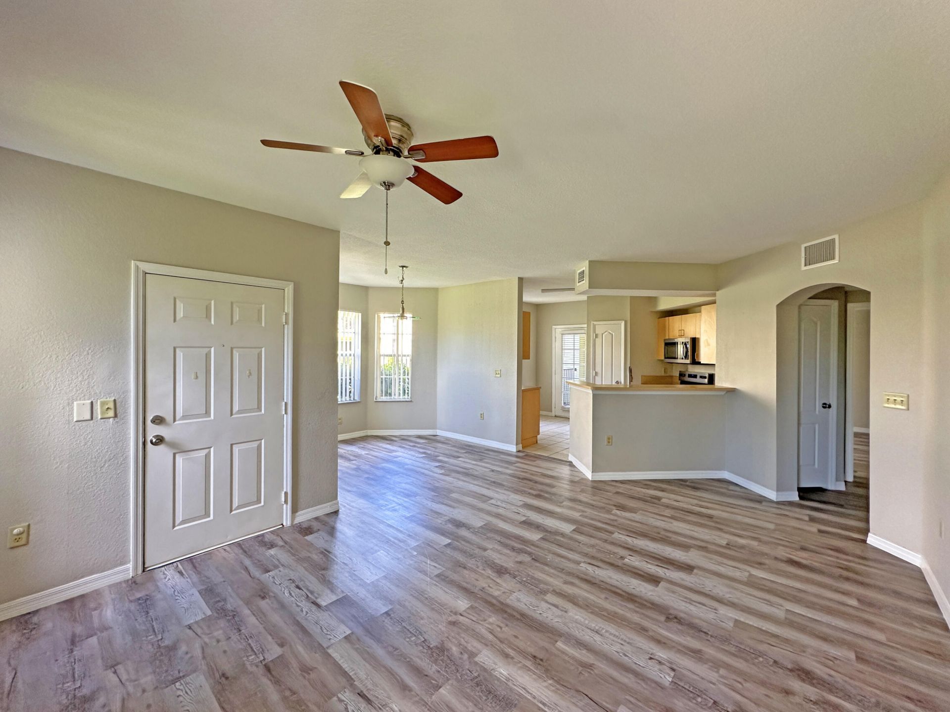 128 SW Peacock Boulevard, Unit 103, Port Saint Lucie, FL 34986 Photo