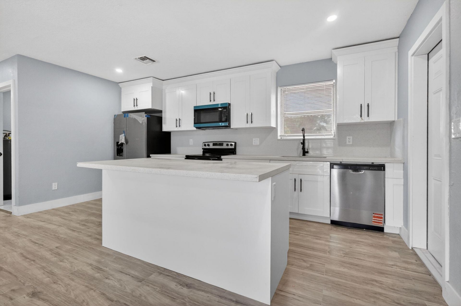 3830 SW 30th Street, Hollywood, FL 33023 Photo