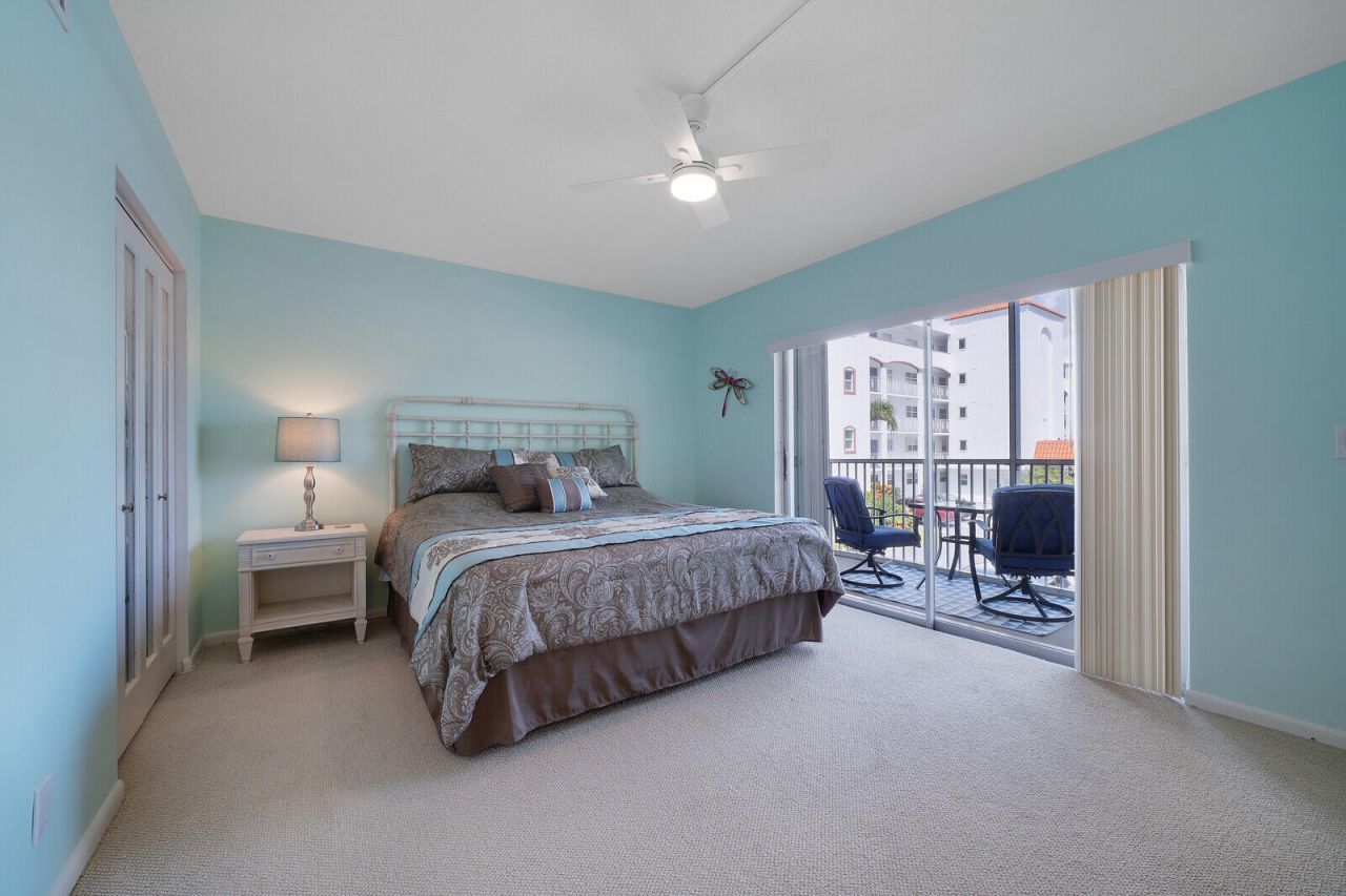 37 Yacht Club Drive, Unit 202, North Palm Beach, FL 33408 Photo