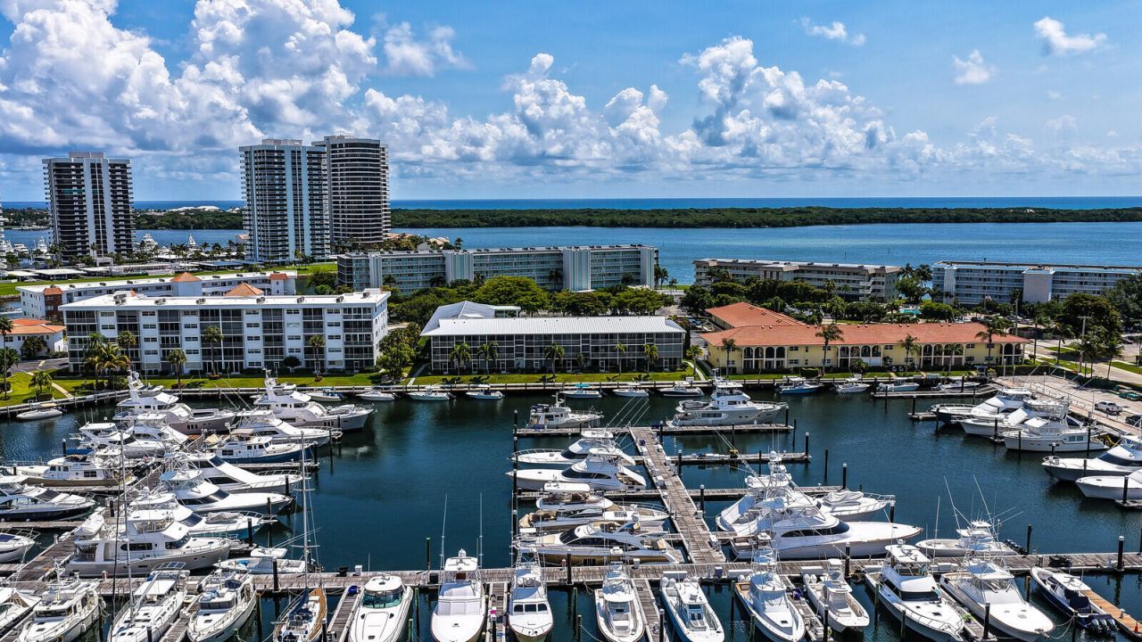 37 Yacht Club Drive, Unit 202, North Palm Beach, FL 33408 Photo