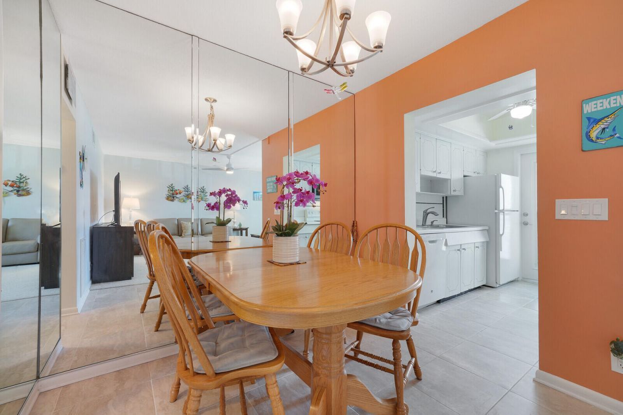 37 Yacht Club Drive, Unit 202, North Palm Beach, FL 33408 Photo