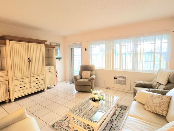 164 Sheffield G, West Palm Beach, FL 33417