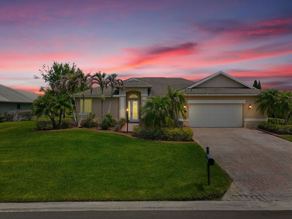 1215 Southlakes Way SW, Vero Beach, FL 32968