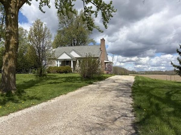 4592 W Ellsworth Road, Ann Arbor, MI 48103