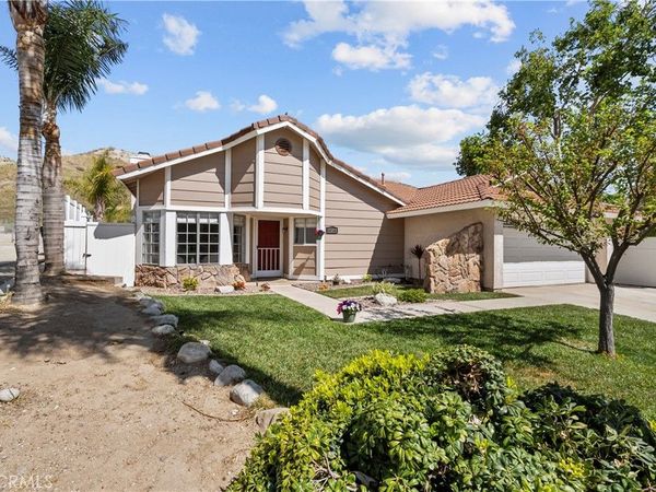 15219 Poppy Meadow, Canyon Country, CA 91387