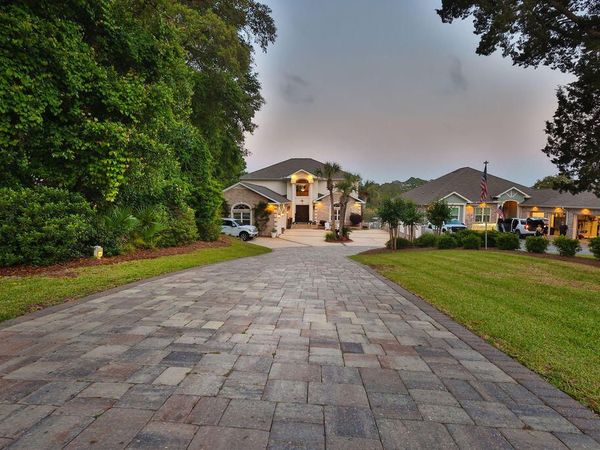 19 Poquito Road, Shalimar, FL 32579
