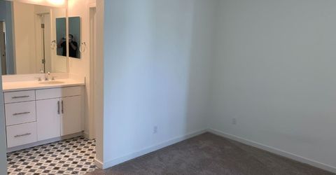 345 Crate Ave, Sacramento, CA 95818 Photo