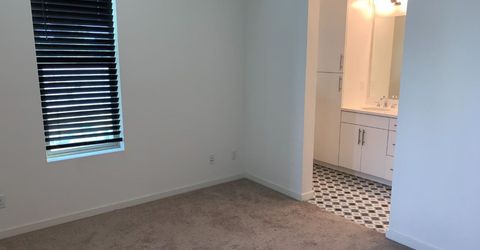 345 Crate Ave, Sacramento, CA 95818 Photo