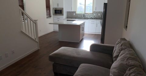 345 Crate Ave, Sacramento, CA 95818 Photo
