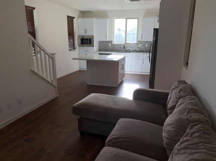 345 Crate Ave, Sacramento, CA 95818 Photo