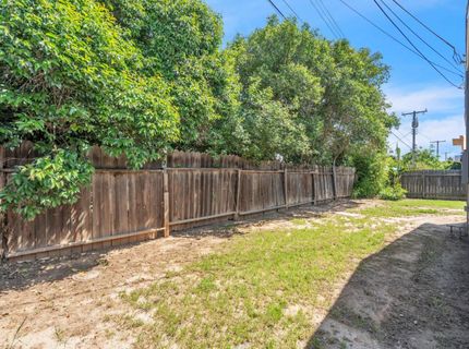 5849 67th St, Sacramento, CA 95824 Photo