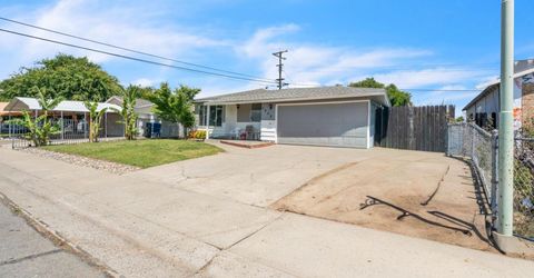5849 67th St, Sacramento, CA 95824 Photo