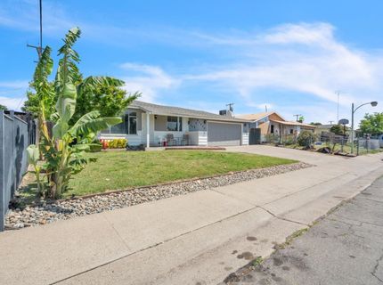5849 67th St, Sacramento, CA 95824 Photo