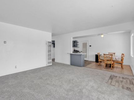 5849 67th St, Sacramento, CA 95824 Photo