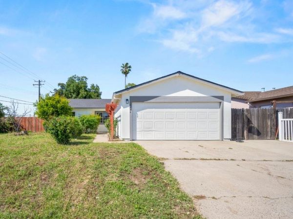 7444 Larchmont Dr, North Highlands, CA 95660