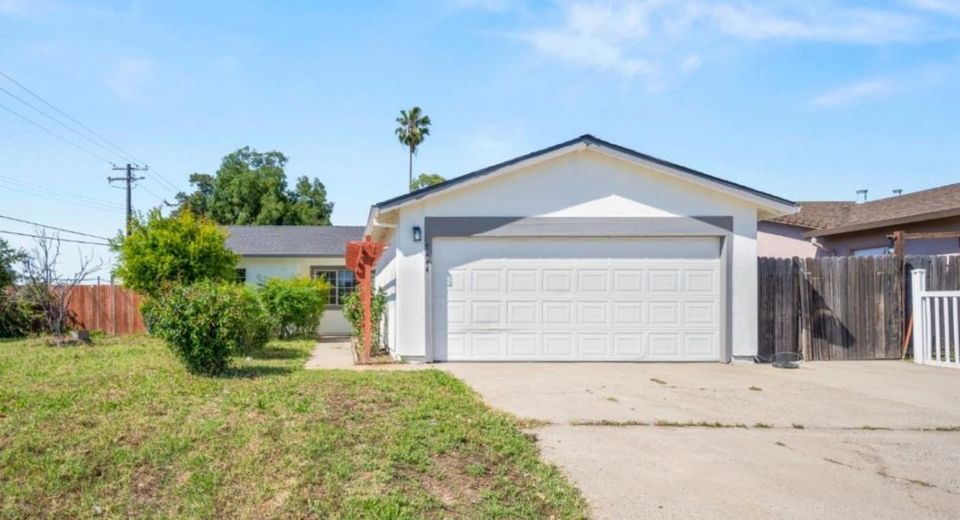 7444 Larchmont Dr, North Highlands, CA 95660 Photo