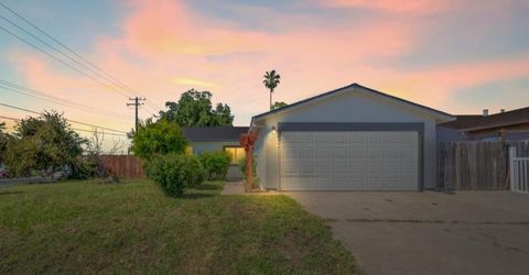 7444 Larchmont Dr, North Highlands, CA 95660 Photo