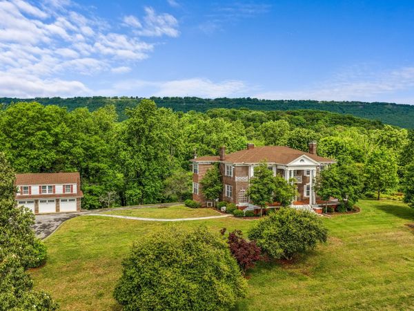 209 Browntown Road , Chattanooga, TN 37415