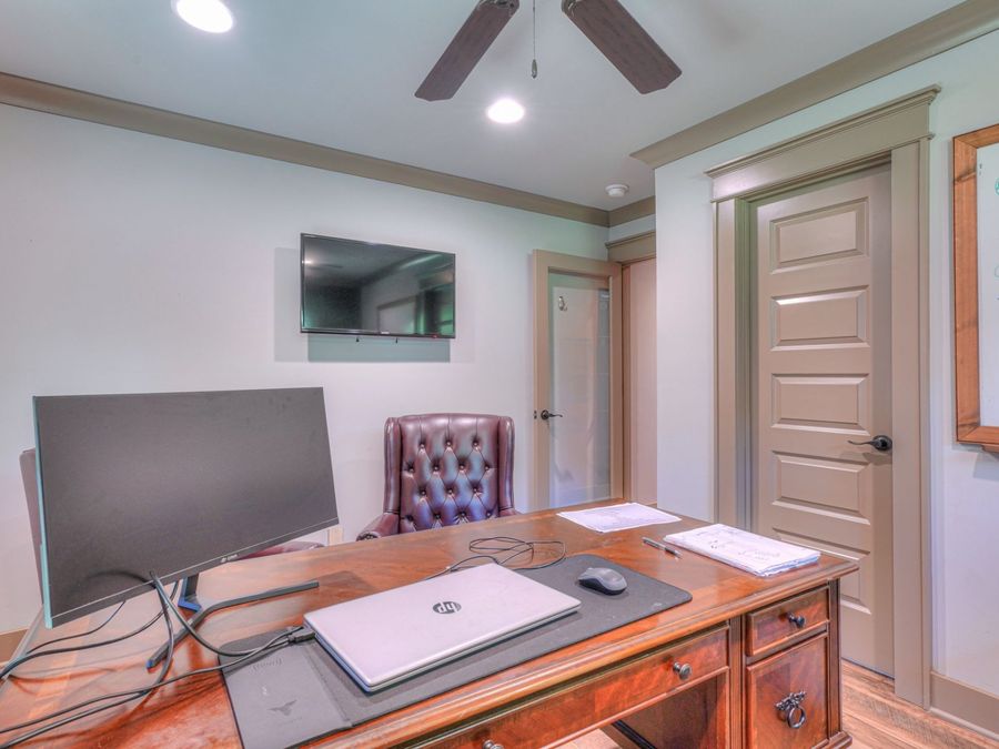 Property Image 36