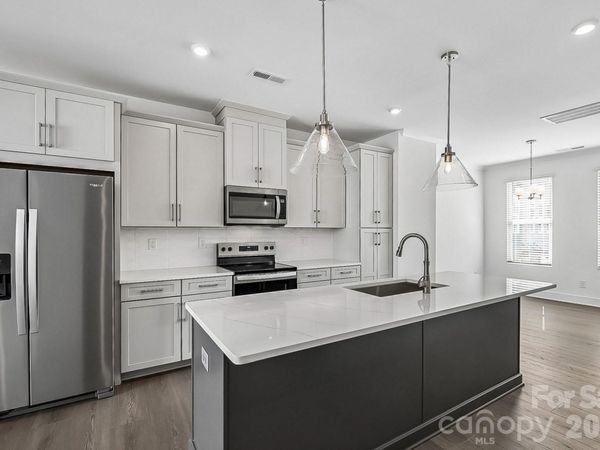 1131 Kokomo Lane, Charlotte, NC 28206