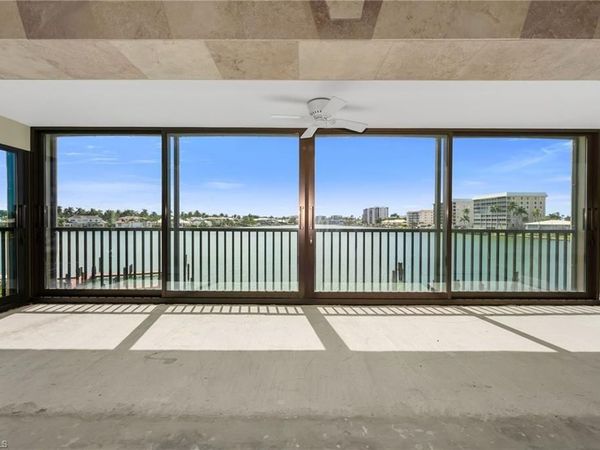 222 Harbour DR, Unit 301, NAPLES, FL 34103