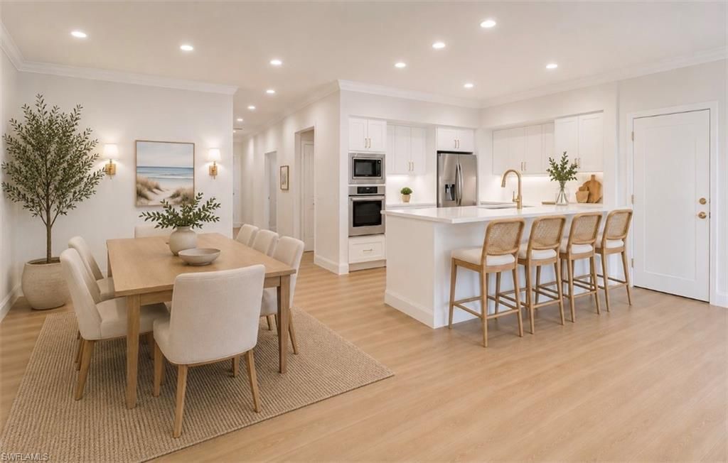 222 Harbour Dr, Unit 301, Naples, FL 34103 Photo