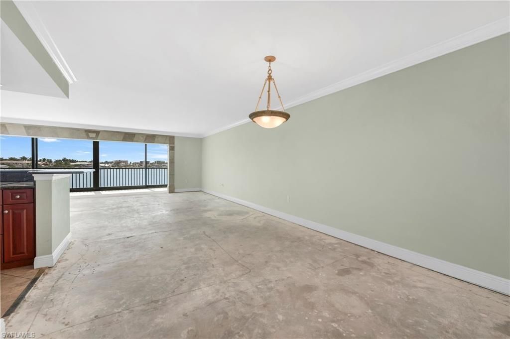 222 Harbour Dr, Unit 301, Naples, FL 34103 Photo