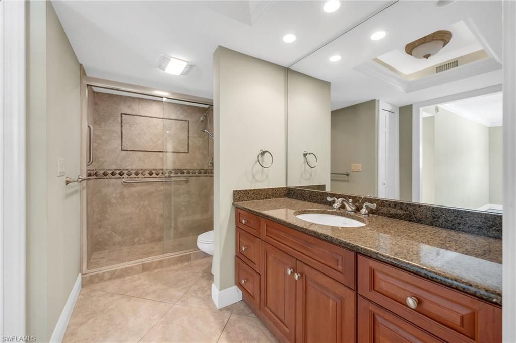 222 Harbour Dr, Unit 301, Naples, FL 34103 Photo