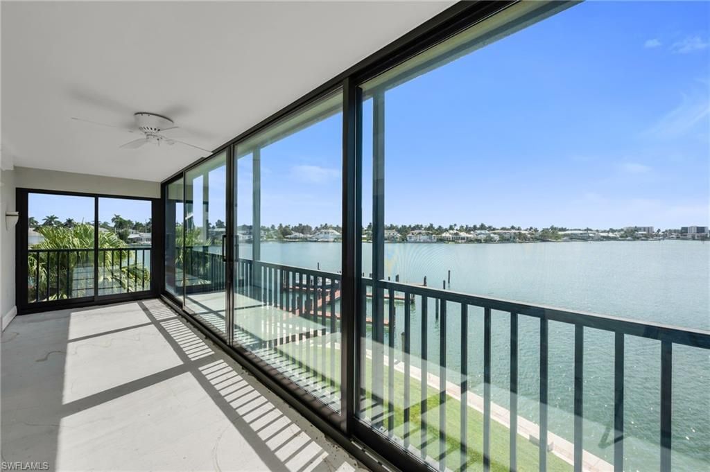222 Harbour Dr, Unit 301, Naples, FL 34103 Photo