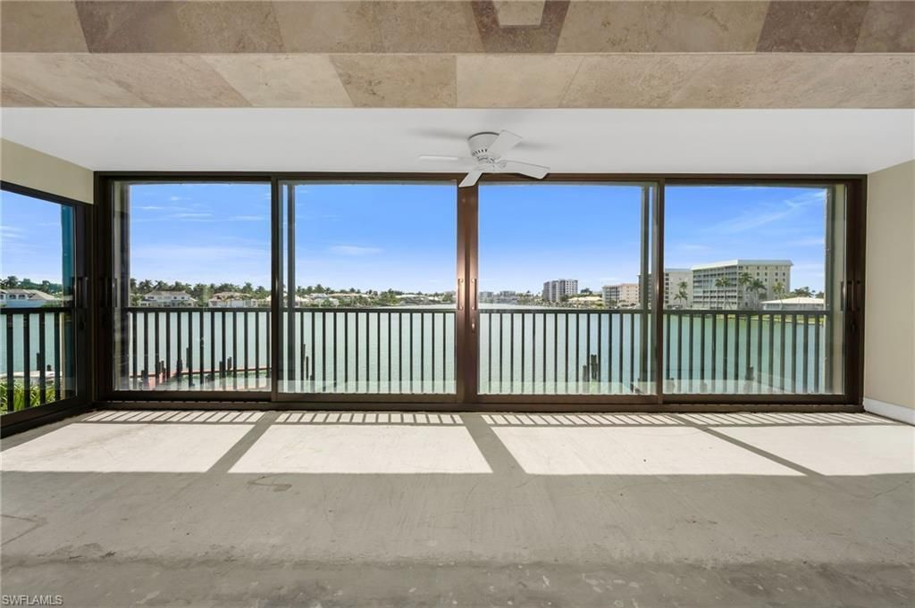 222 Harbour Dr, Unit 301, Naples, FL 34103 Photo