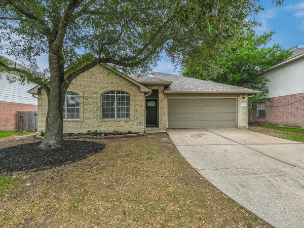 2307 Logan DR , Round Rock, TX 78664